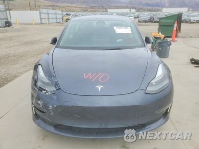 Piąte zdjęcie samochodu w środku: 2023 TESLA MODEL 3 VIN:5YJ3E1EA0PF397095 - miniatura