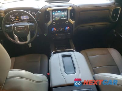 Zdjęcie 8 z 13 samochodu: 2021 GMC SIERRA K1500 SLT VIN:3GTU9DED7MG201597 - miniatura