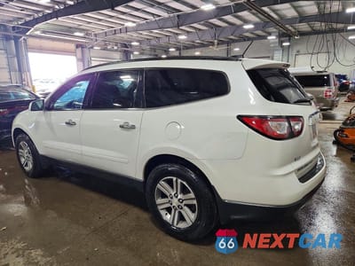 Drugie zdjęcie samochodu z przodu: 2017 CHEVROLET TRAVERSE LT VIN:1GNKVHKD1HJ163245 - miniatura