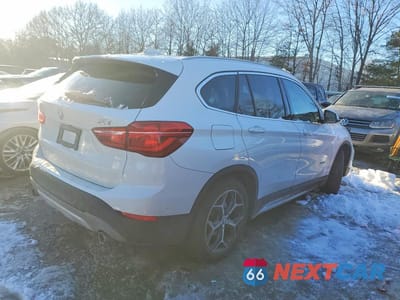 Trzecie zdjęcie samochodu z tyłu: 2018 BMW X1 XDRIVE28I VIN:WBXHT3C30J5K29609 - miniatura