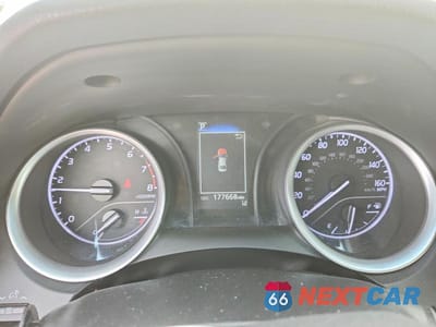 Zdjęcie 9 z 12 samochodu: 2023 TOYOTA CAMRY LE VIN:4T1C11AK4PU720139 - miniatura