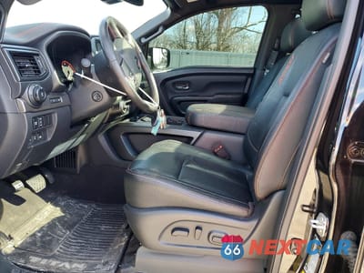 Zdjęcie 7 z 13 samochodu: 2021 NISS TITAN VIN:1N6AA1ED7MN535898 - miniatura