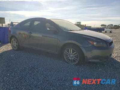 Czwarte zdjęcie samochodu z boku: 2006 TOYOTA SCION TC VIN:JTKDE177560071806 - miniatura
