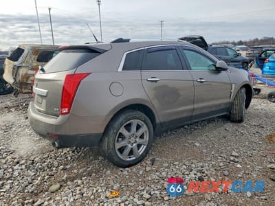 Trzecie zdjęcie samochodu z tyłu: 2012 CADILLAC SRX PERFORMANCE COLLECTION VIN:3GYFNBE37CS547493 - miniatura