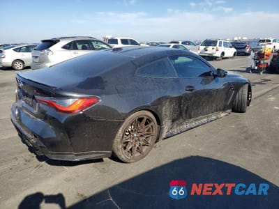 Trzecie zdjęcie samochodu z tyłu: 2024 BMW M4 COMPETITION VIN:WBS43AZ02RCN67011 - miniatura