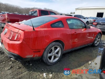 Trzecie zdjęcie samochodu z tyłu: 2010 FORD MUSTANG VIN:1ZVBP8AN7A5118819 - miniatura