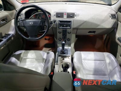 Zdjęcie 8 z 14 samochodu: 2005 VOLVO V50 T5 VIN:YV1MJ682852076952 - miniatura