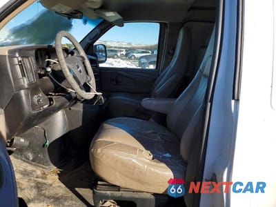 Zdjęcie 7 z 13 samochodu: 2013 GMC SAVANA G1500 VIN:1GTS7AFX2D1148231 - miniatura