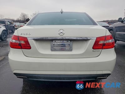 Zdjęcie 6 z 11 samochodu: 2012 MERCEDES-BENZ E 350 VIN:WDDHF5KB4CA587787 - miniatura