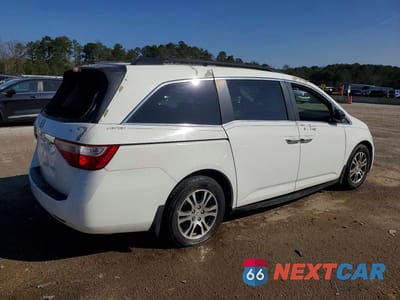 Trzecie zdjęcie samochodu z tyłu: 2013 HONDA ODYSSEY EXL VIN:5FNRL5H64DB054333 - miniatura
