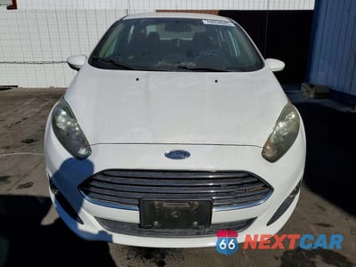 Piąte zdjęcie samochodu w środku: 2019 FORD FIESTA SE VIN:3FADP4BJ1KM149047 - miniatura