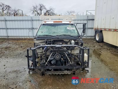 Piąte zdjęcie samochodu w środku: 2005 CHEVROLET SILVERADO C3500 VIN:1GBJC34285E236127 - miniatura