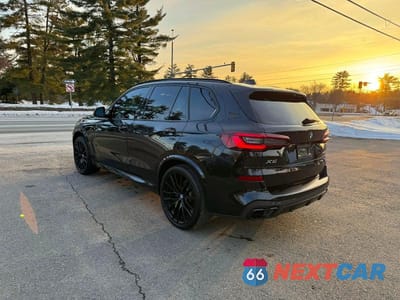 Czwarte zdjęcie samochodu z boku: 2020 BMW X5 XDRIVE40I VIN:5UXCR6C06L9D16408 - miniatura