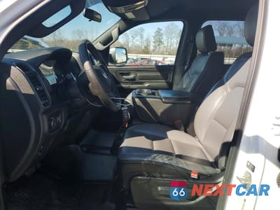 Zdjęcie 7 z 12 samochodu: 2023 RAM 1500 TRADESMAN VIN:1C6RREGT3PN633722 - miniatura