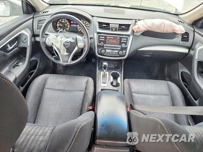 Zdjęcie 8 z 11 samochodu: 2018 NISSAN ALTIMA 2.5 SV VIN:1N4AL3AP2JC213224 - miniatura