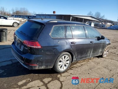 Trzecie zdjęcie samochodu z tyłu: 2019 VOLKSWAGEN GOLF SPORTWAGEN S VIN:3VW217AU3KM513207 - miniatura