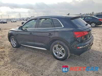 Drugie zdjęcie samochodu z przodu: 2019 AUDI Q5 PREMIUM VIN:WA1ANAFYXK2093104 - miniatura