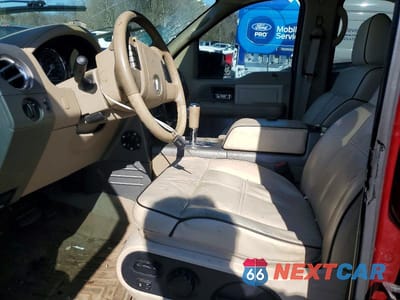 Zdjęcie 7 z 13 samochodu: 2006 LINCOLN MARK LT VIN:5LTPW16596FJ01739 - miniatura