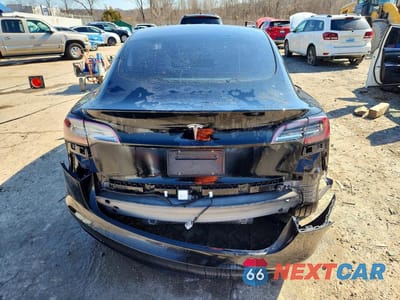 Zdjęcie 6 z 12 samochodu: 2023 TESLA MODEL 3 VIN:5YJ3E1EAXPF382569 - miniatura