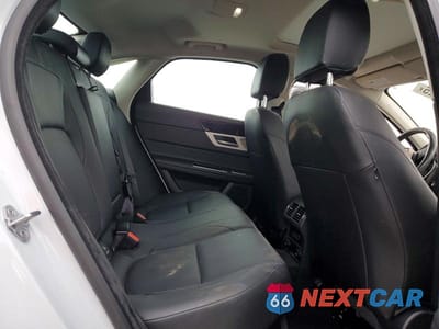 Zdjęcie 10 z 12 samochodu: 2016 JAGUAR XF PREMIUM VIN:SAJBD4BV9GCY13294 - miniatura