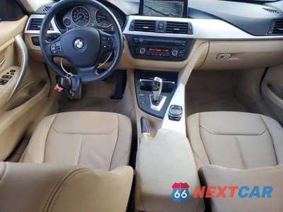 Zdjęcie 8 z 12 samochodu: 2014 BMW 320 I XDRIVE VIN:WBA3C3C56EF985368 - miniatura