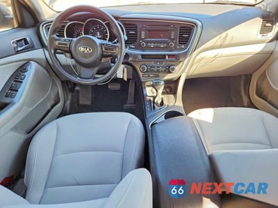 Zdjęcie 8 z 12 samochodu: 2015 KIA OPTIMA LX VIN:5XXGM4A72FG375370 - miniatura