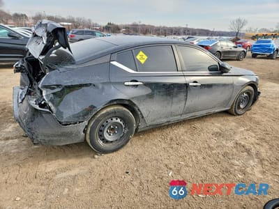 Trzecie zdjęcie samochodu z tyłu: 2022 NISS ALTIMA 2.5 S VIN:1N4BL4BV5NN307387 - miniatura