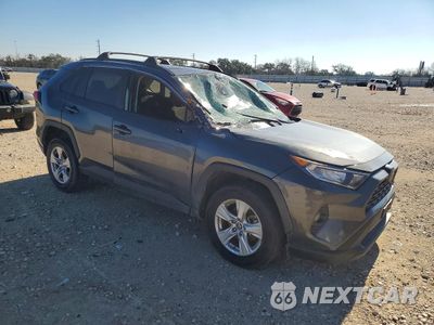 Czwarte zdjęcie samochodu z boku: 2019 TOYOTA RAV4 XLE VIN:2T3W1RFV0KC011966 - miniatura
