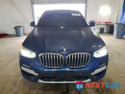 Piąte zdjęcie samochodu w środku: 2018 BMW X3 XDRIVE30I VIN:5UXTR9C53JLC80853 - miniatura