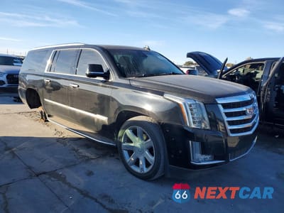 Czwarte zdjęcie samochodu z boku: 2019 CADILLAC ESCALADE ESV LUXURY VIN:1GYS3HKJ3KR286200 - miniatura