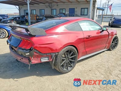 Trzecie zdjęcie samochodu z tyłu: 2019 FORD MUSTANG GT VIN:1FA6P8CF3K5194863 - miniatura