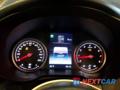 Zdjęcie 9 z 13 samochodu: 2017 MERCEDES-BENZ C 300 4MATIC VIN:WDDWJ4KB1HF340012 - miniatura