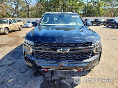 Piąte zdjęcie samochodu w środku: 2023 CHEVROLET SUBURBAN K1500 Z71 VIN:1GNSKDKD6PR470976 - miniatura