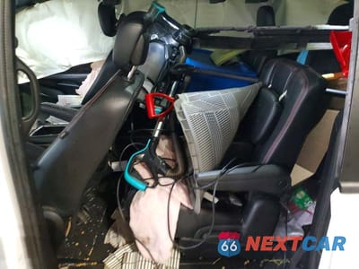 Zdjęcie 11 z 13 samochodu: 2018 DODGE GRAND CARAVAN GT VIN:2C4RDGEG5JR335384 - miniatura