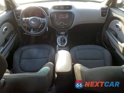 Zdjęcie 8 z 13 samochodu: 2017 KIA SOUL + VIN:KNDJP3A53H7451647 - miniatura