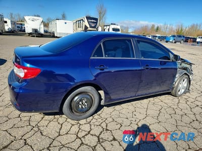 Trzecie zdjęcie samochodu z tyłu: 2012 TOYOTA COROLLA BASE VIN:2T1BU4EE4CC794391 - miniatura