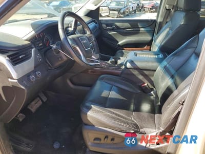 Zdjęcie 7 z 14 samochodu: 2017 GMC YUKON XL K1500 SLT VIN:1GKS2GKCXHR195491 - miniatura