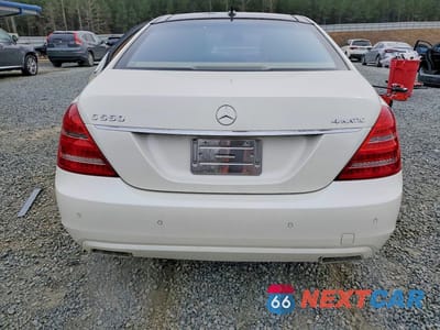 Zdjęcie 6 z 12 samochodu: 2012 MERCEDES-BENZ S 550 4MATIC VIN:WDDNG9EB7CA424246 - miniatura