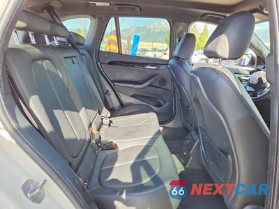 Zdjęcie 11 z 12 samochodu: 2018 BMW X1 SDRIVE28I VIN:WBXHU7C31J5H39104 - miniatura