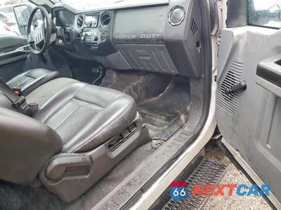 Zdjęcie 8 z 12 samochodu: 2015 FORD F250 SUPER DUTY UTILITY / SERVICE TRUCK VIN:1FD7X2B67FEA48335 - miniatura