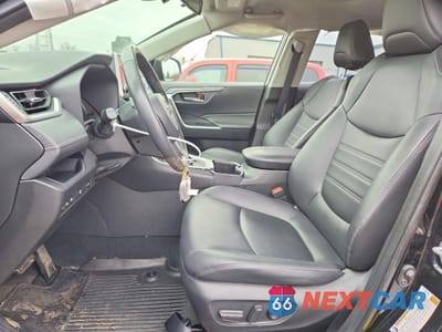 Zdjęcie 7 z 14 samochodu: 2025 TOYOTA RAV4 XLE PREMIUM VIN:JTMB6RFV7SD157230 - miniatura