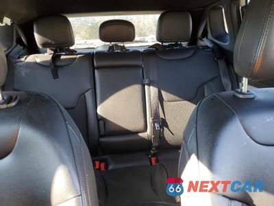 Zdjęcie 10 z 13 samochodu: 2025 JEEP COMPASS LATITUDE VIN:3C4NJDBN0ST562022 - miniatura