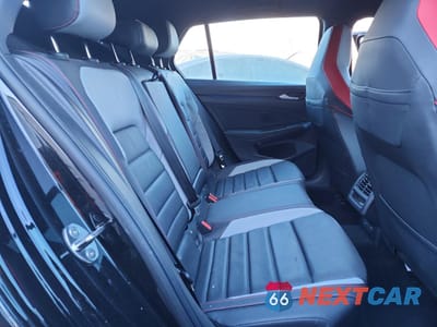 Zdjęcie 10 z 12 samochodu: 2025 VOLKSWAGEN GTI SE VIN:WVW3A7CD8SW219628 - miniatura