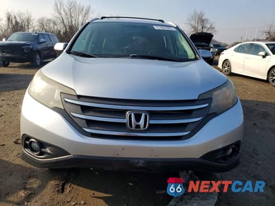 Piąte zdjęcie samochodu w środku: 2014 HONDA CR-V EXL VIN:2HKRM4H76EH635058 - miniatura