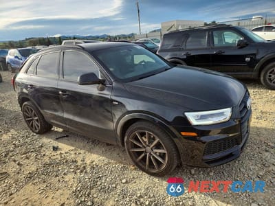 Czwarte zdjęcie samochodu z boku: 2018 AUDI Q3 PREMIUM PLUS VIN:WA1JCCFS7JR011672 - miniatura