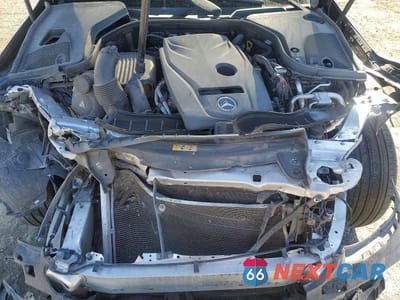 Zdjęcie 11 z 12 samochodu: 2018 MERCEDES-BENZ E 300 VIN:WDDZF4JB9JA360530 - miniatura