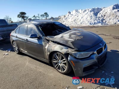 Czwarte zdjęcie samochodu z boku: 2013 BMW 335 I VIN:WBA3A9G52DNP36072 - miniatura