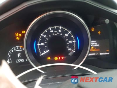 Zdjęcie 9 z 14 samochodu: 2020 HONDA FIT EX VIN:3HGGK5H85LM719344 - miniatura