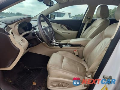Zdjęcie 7 z 13 samochodu: 2015 BUICK LACROSSE VIN:1G4GB5G31FF111941 - miniatura