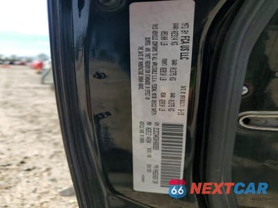 Zdjęcie 12 z 12 samochodu: 2019 CHRYSLER 300 TOURING VIN:2C3CCAAG3KH682929 - miniatura